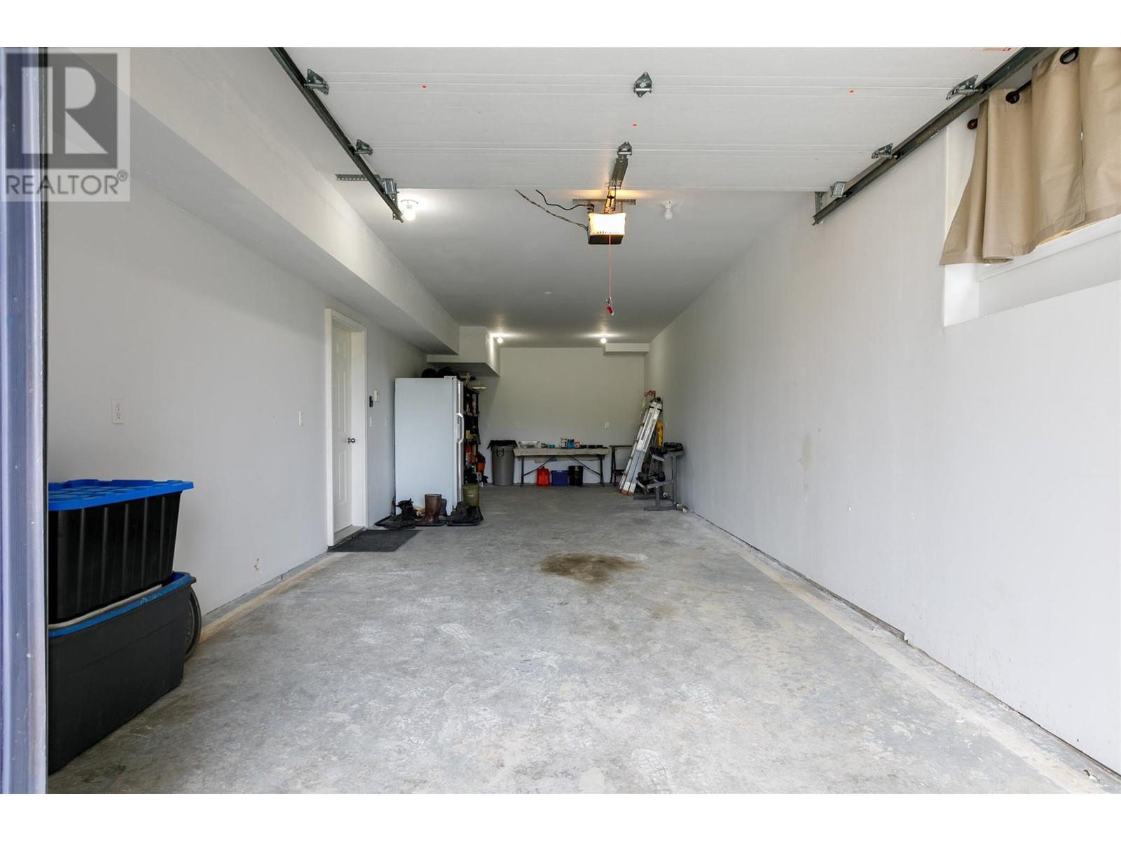 9315 Paradise Road, Kelowna, British Columbia  V1P 1K4 - Photo 29 - 10349455