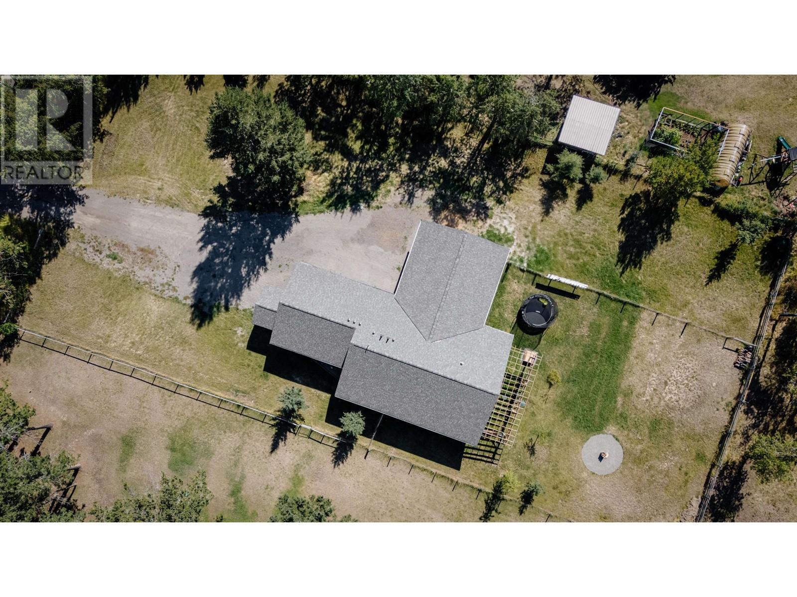 5070 Kinncum Place, 108 Mile Ranch, British Columbia  V0K 2Z0 - Photo 10 - R3011842