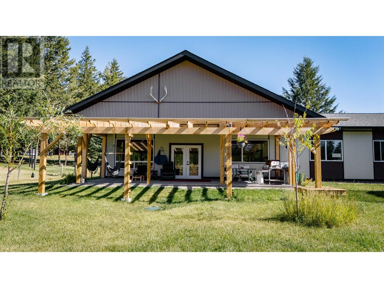 5070 Kinncum Place, 108 Mile Ranch, British Columbia  V0K 2Z0 - Photo 14 - R3011842