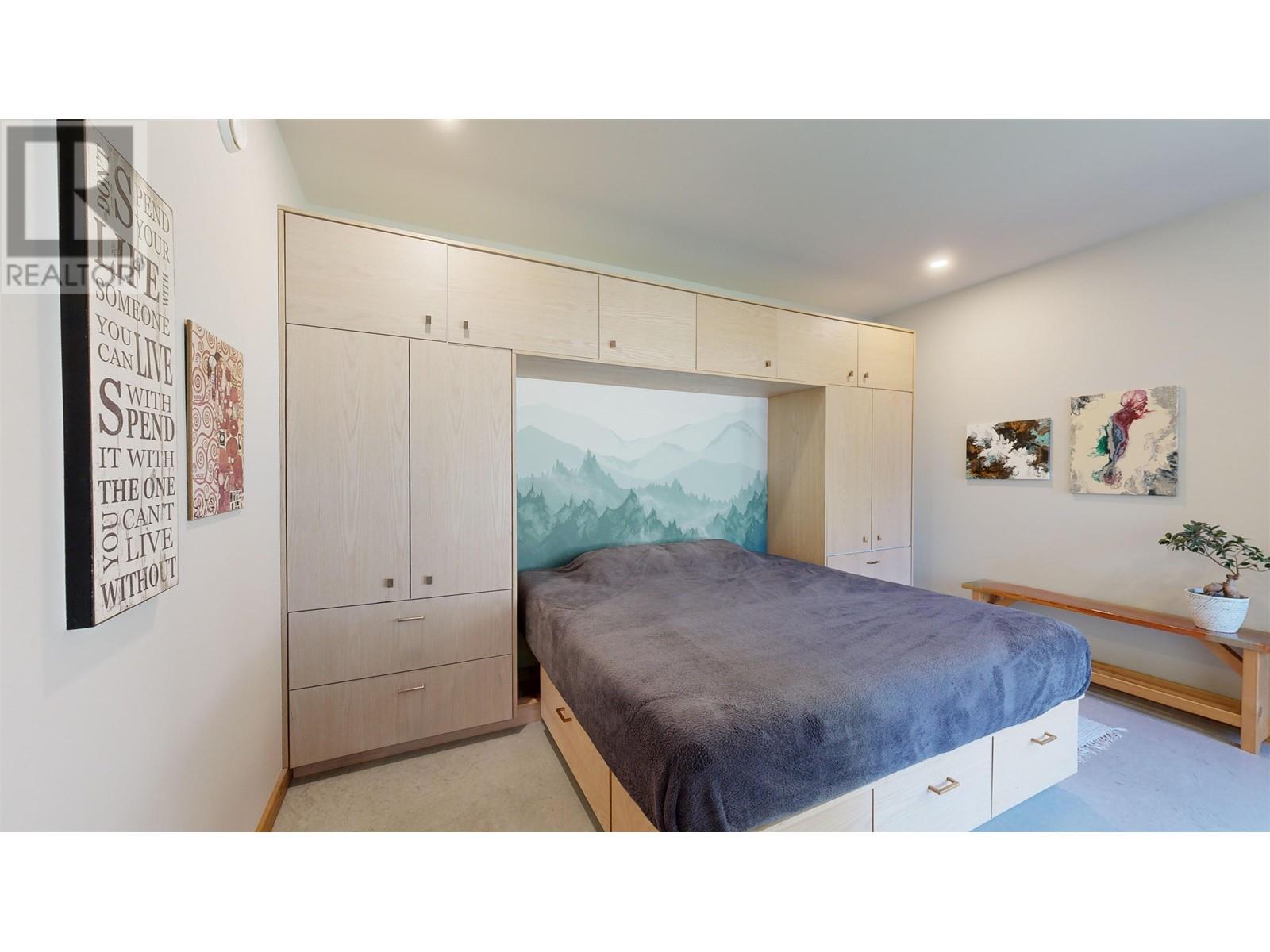 5070 Kinncum Place, 108 Mile Ranch, British Columbia  V0K 2Z0 - Photo 28 - R3011842