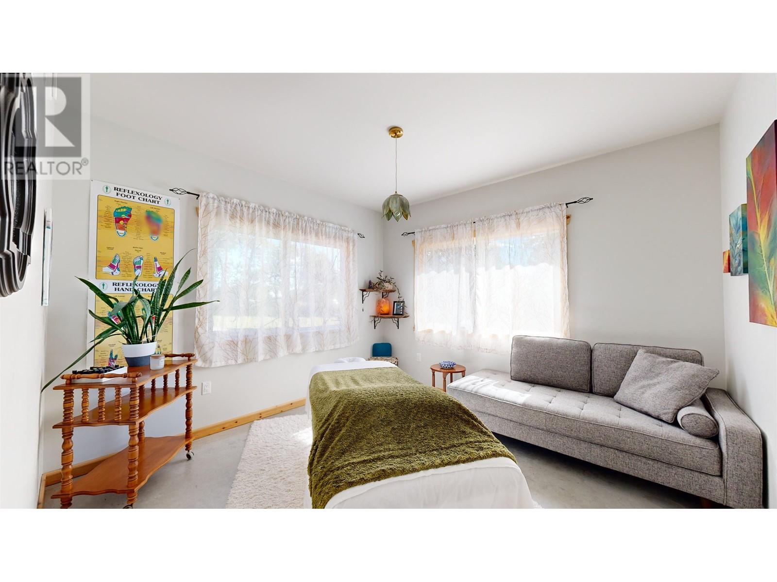 5070 Kinncum Place, 108 Mile Ranch, British Columbia  V0K 2Z0 - Photo 34 - R3011842