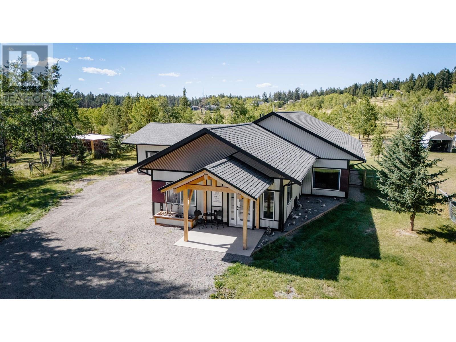 5070 Kinncum Place, 108 Mile Ranch, British Columbia  V0K 2Z0 - Photo 8 - R3011842