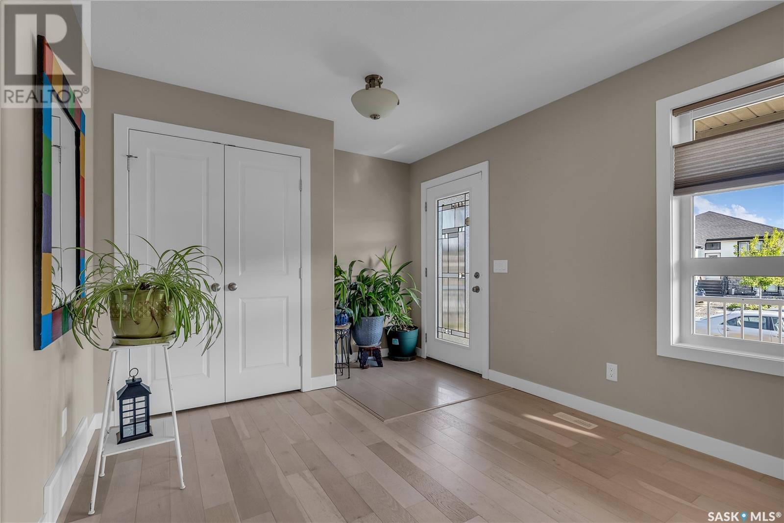 Property at 911 Kloppenburg CRESCENT image 3