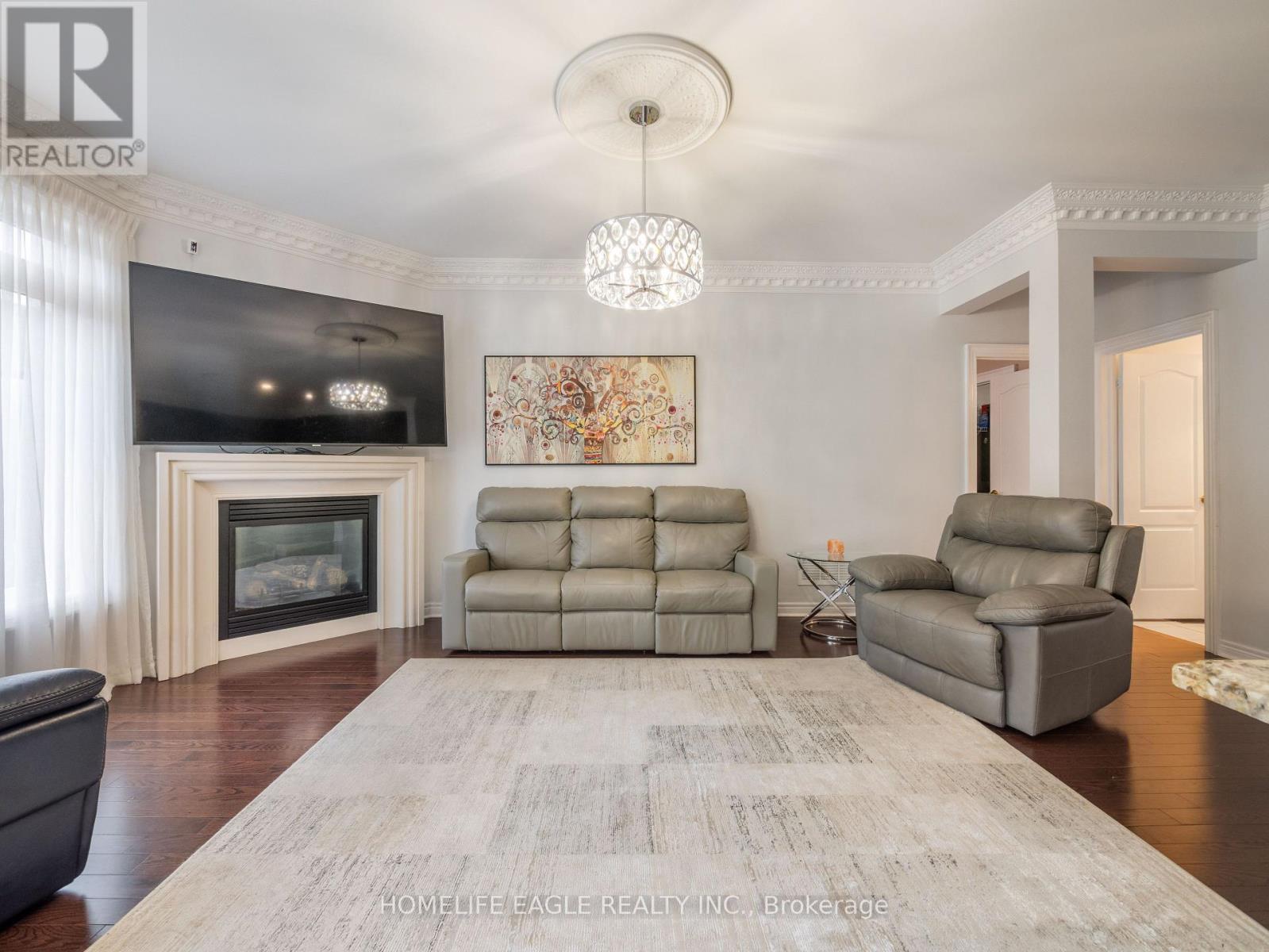 27 Mccann Crescent, Bradford West Gwillimbury, Ontario  L3Z 0G6 - Photo 16 - N12198884
