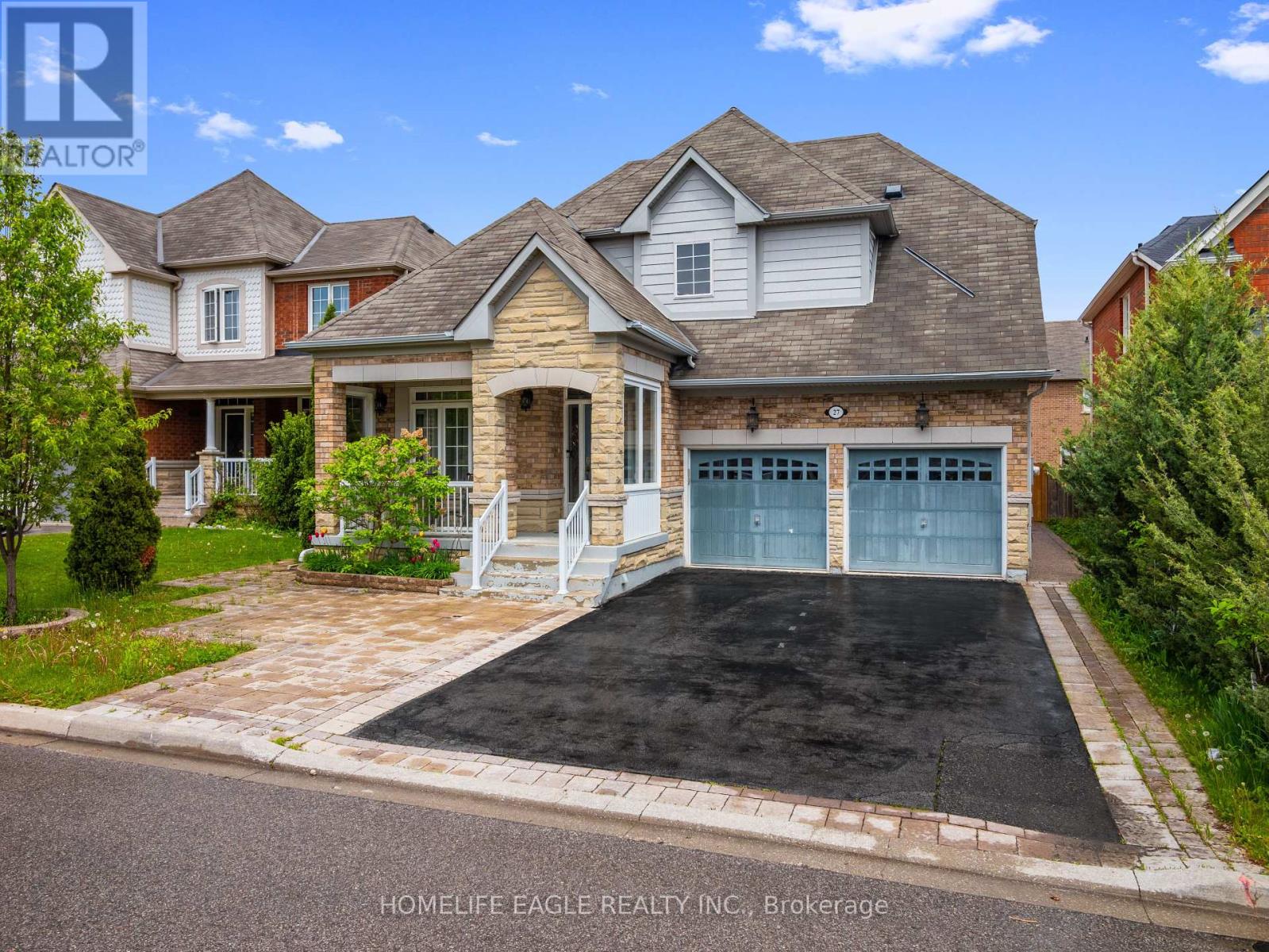 27 Mccann Crescent, Bradford West Gwillimbury, Ontario  L3Z 0G6 - Photo 2 - N12198884