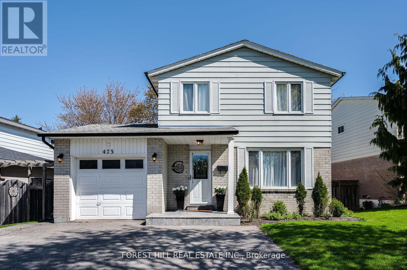 473 Dixon Boulevard, Newmarket (Central Newmarket), Ontario  L3Y 5C9 - Photo 1 - N12198937