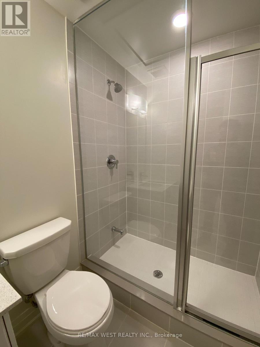 2 - 370 Red Maple Road, Richmond Hill, Ontario  L4C 6P5 - Photo 9 - N12198952