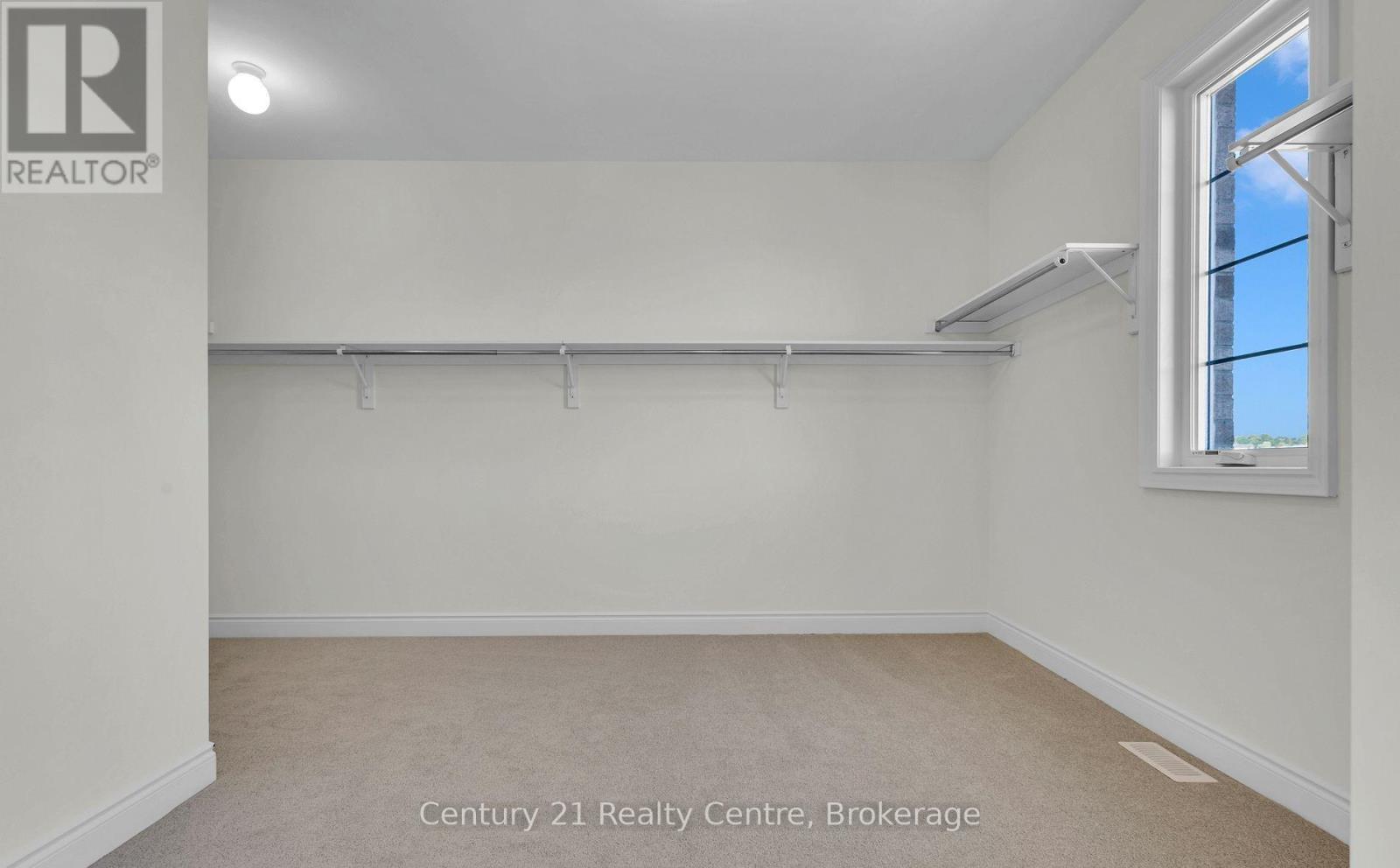 26 Hearn Street, Bradford West Gwillimbury, Ontario  L0G 1B0 - Photo 25 - N12198957