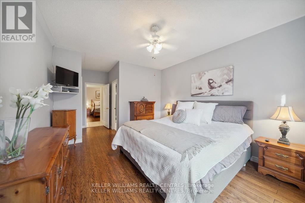 1076 Broughton Lane, Newmarket, Ontario  L3X 2L6 - Photo 18 - N12199041