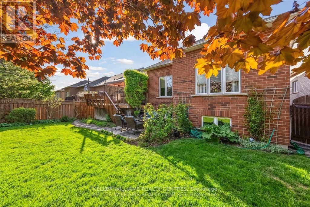 1076 Broughton Lane, Newmarket, Ontario  L3X 2L6 - Photo 36 - N12199041