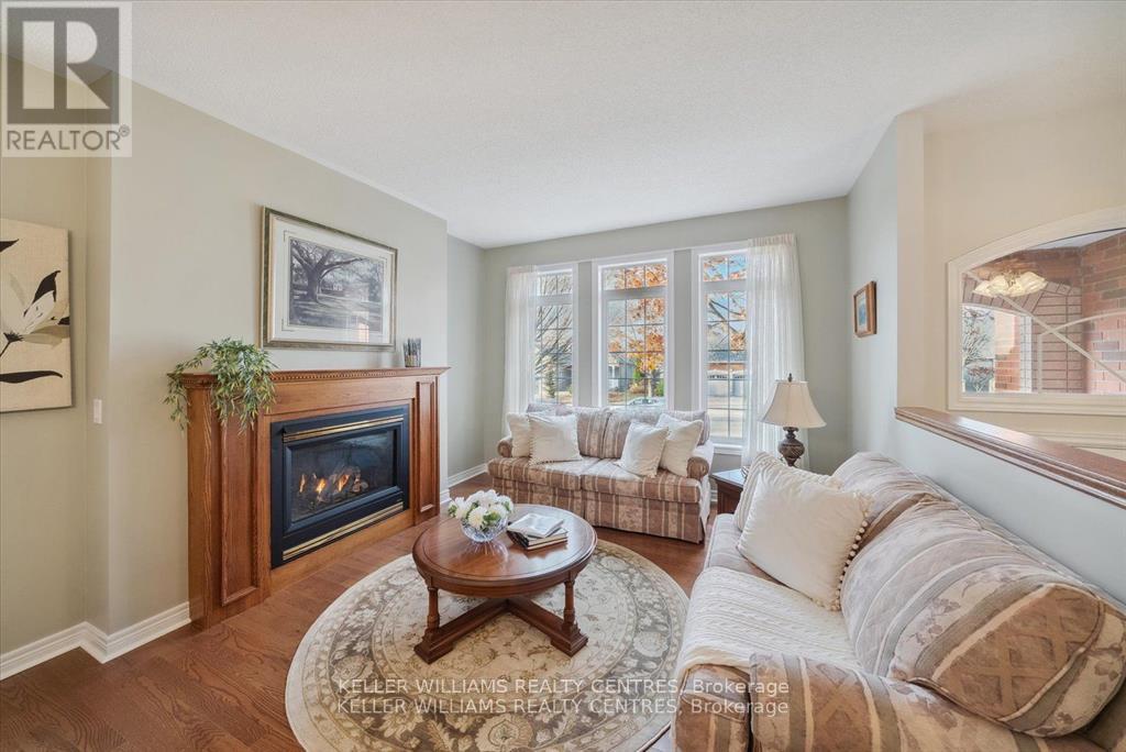 1076 Broughton Lane, Newmarket, Ontario  L3X 2L6 - Photo 7 - N12199041