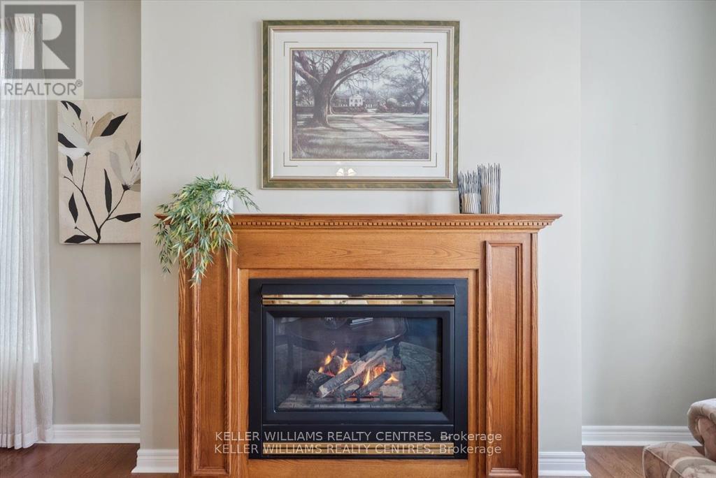 1076 Broughton Lane, Newmarket, Ontario  L3X 2L6 - Photo 8 - N12199041