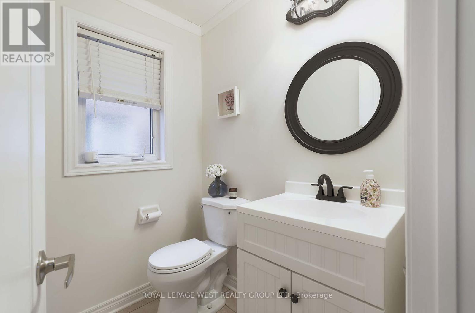 370 Royalpark Way, Vaughan, Ontario  L4H 1K1 - Photo 13 - N12199062