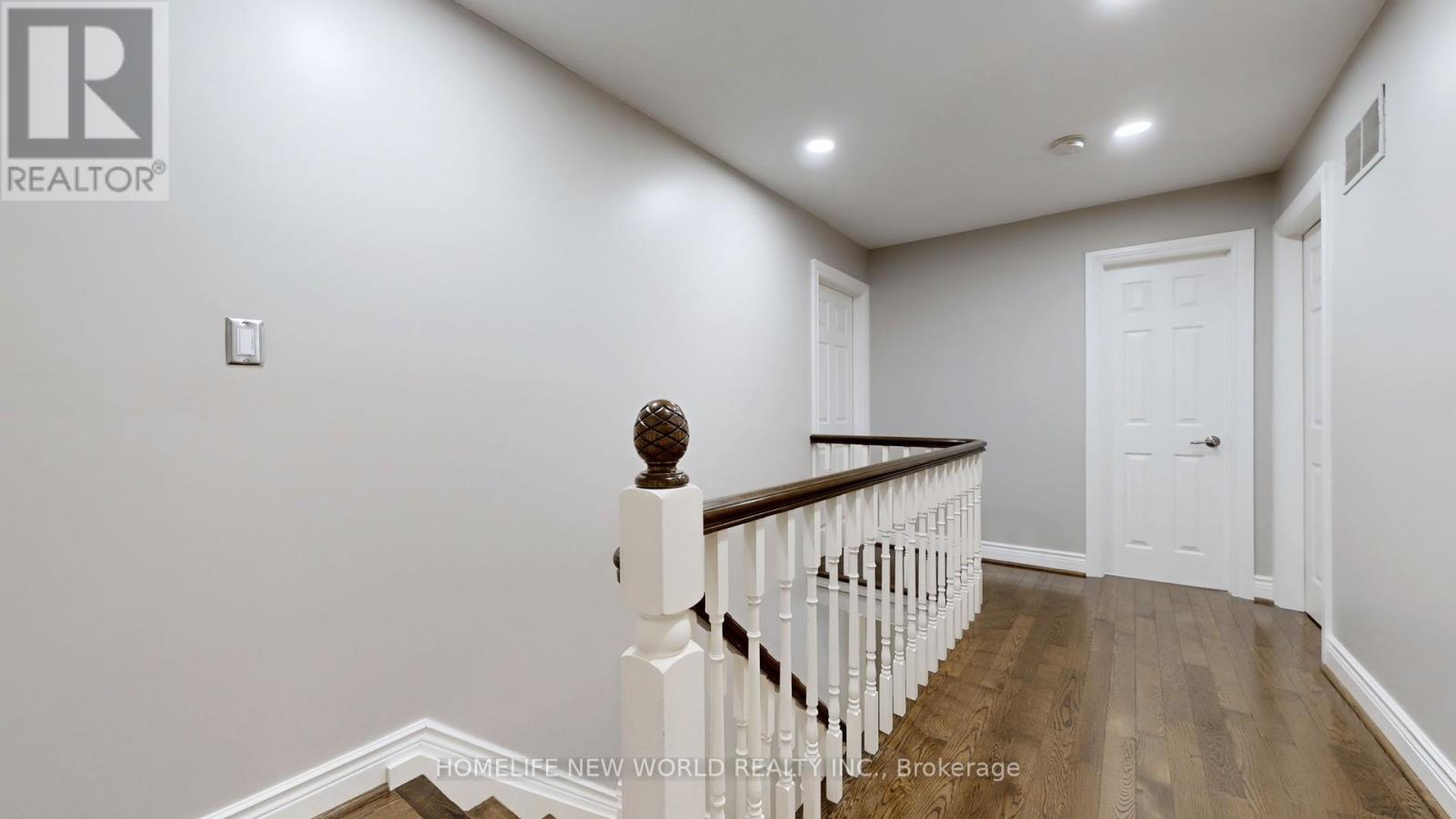 33 Beatty Crescent, Aurora, Ontario  L4G 5V3 - Photo 17 - N12199087
