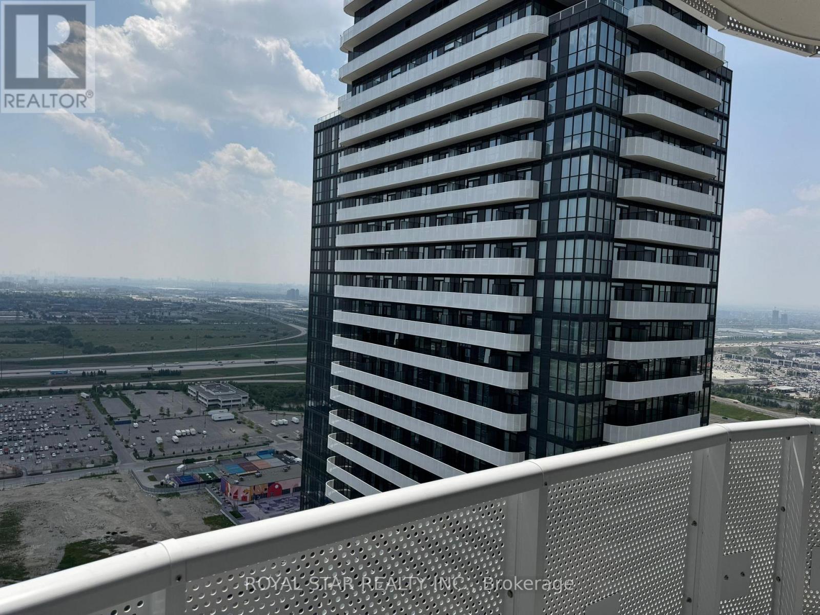 4302 - 225 Commerce Street, Vaughan, Ontario  L4K 5Z7 - Photo 14 - N12199176