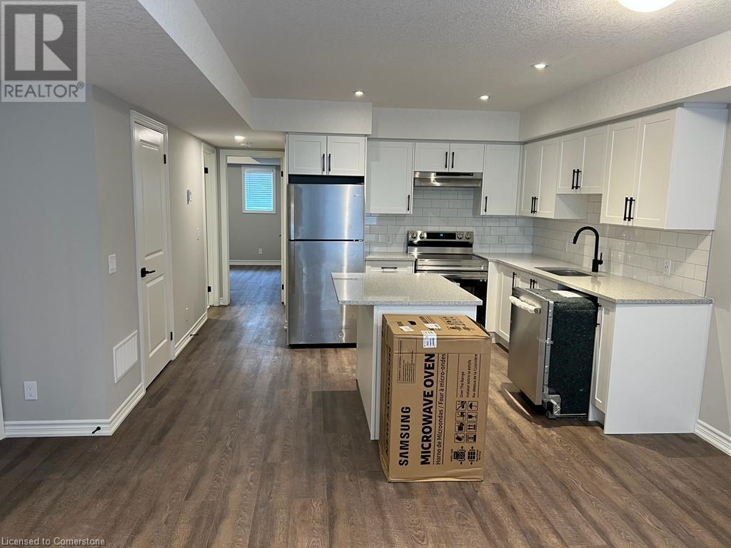 235 Chapel Hill Drive Unit# 11, Kitchener, Ontario  N2R 1N3 - Photo 4 - 40737950