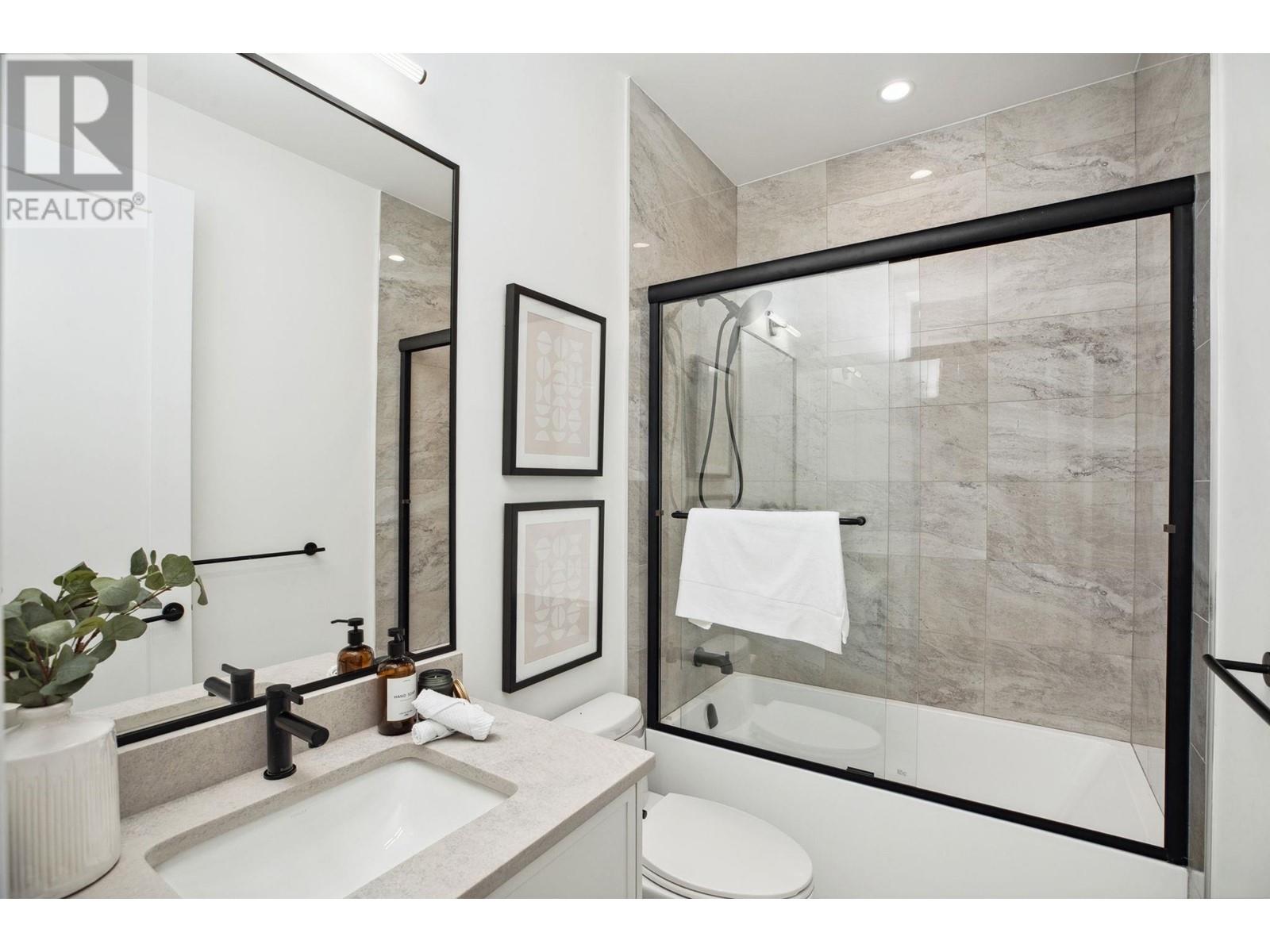 102 692 Florence Street, Coquitlam, British Columbia  V3J 4C8 - Photo 17 - R3007402