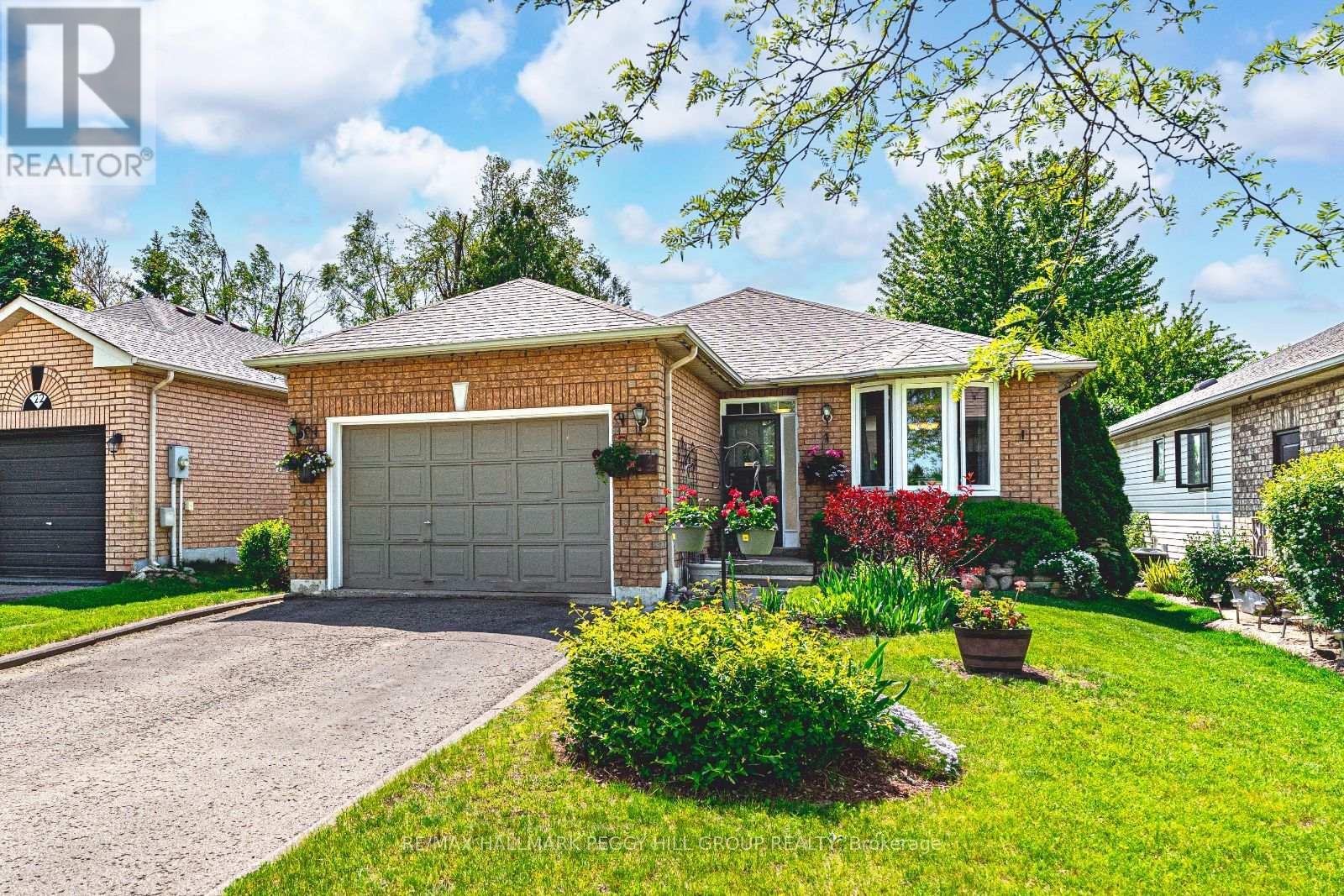 24 NICHOLSON DRIVE, Barrie, Ontario