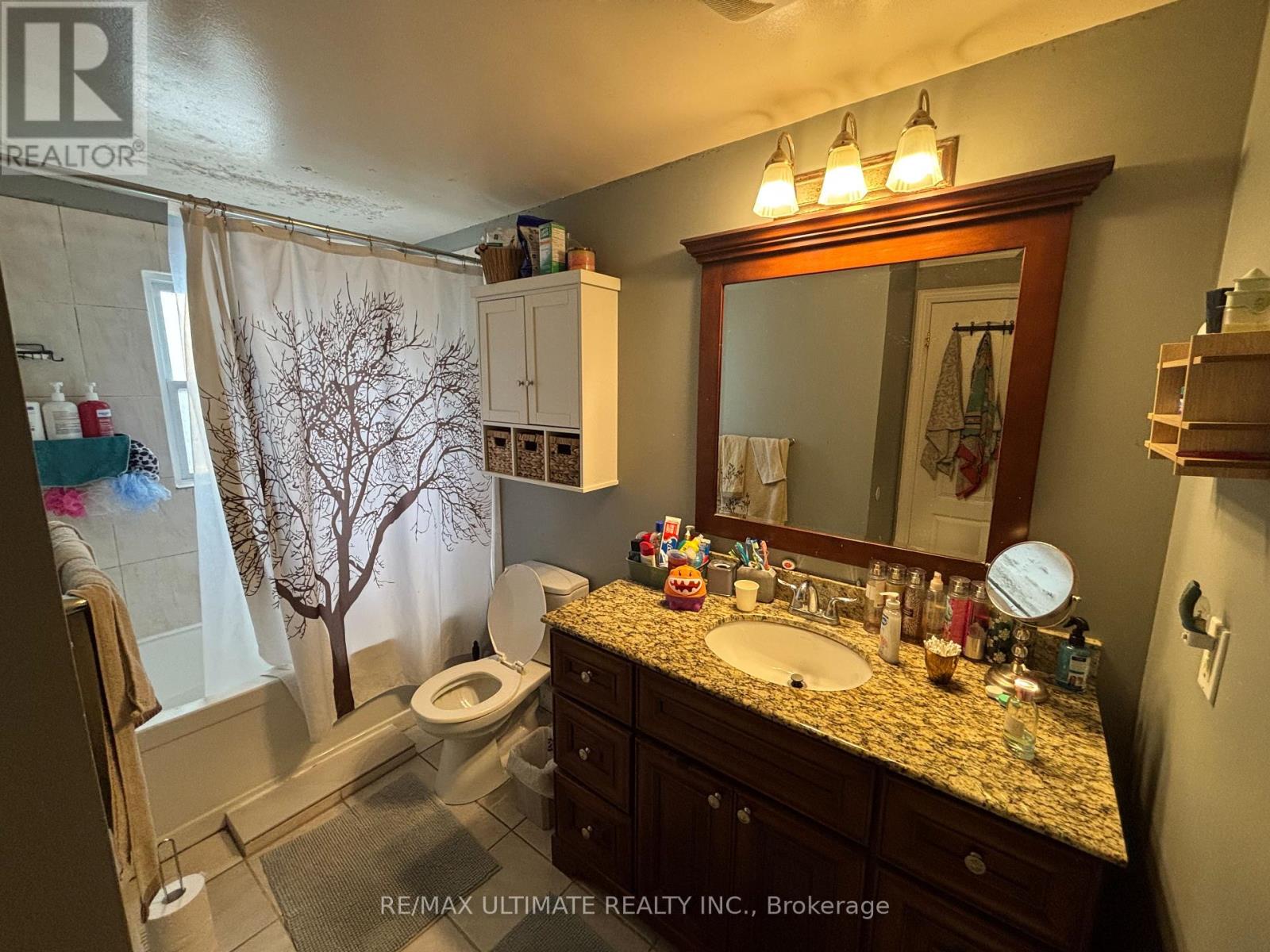 18 Hickling Trail, Barrie, Ontario  L4M 5S3 - Photo 8 - S12198916