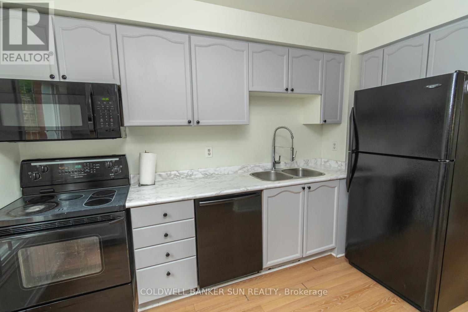 25 - 165 Kozlov Street, Barrie (West Bayfield), Ontario  L4N 7M8 - Photo 15 - S12198991
