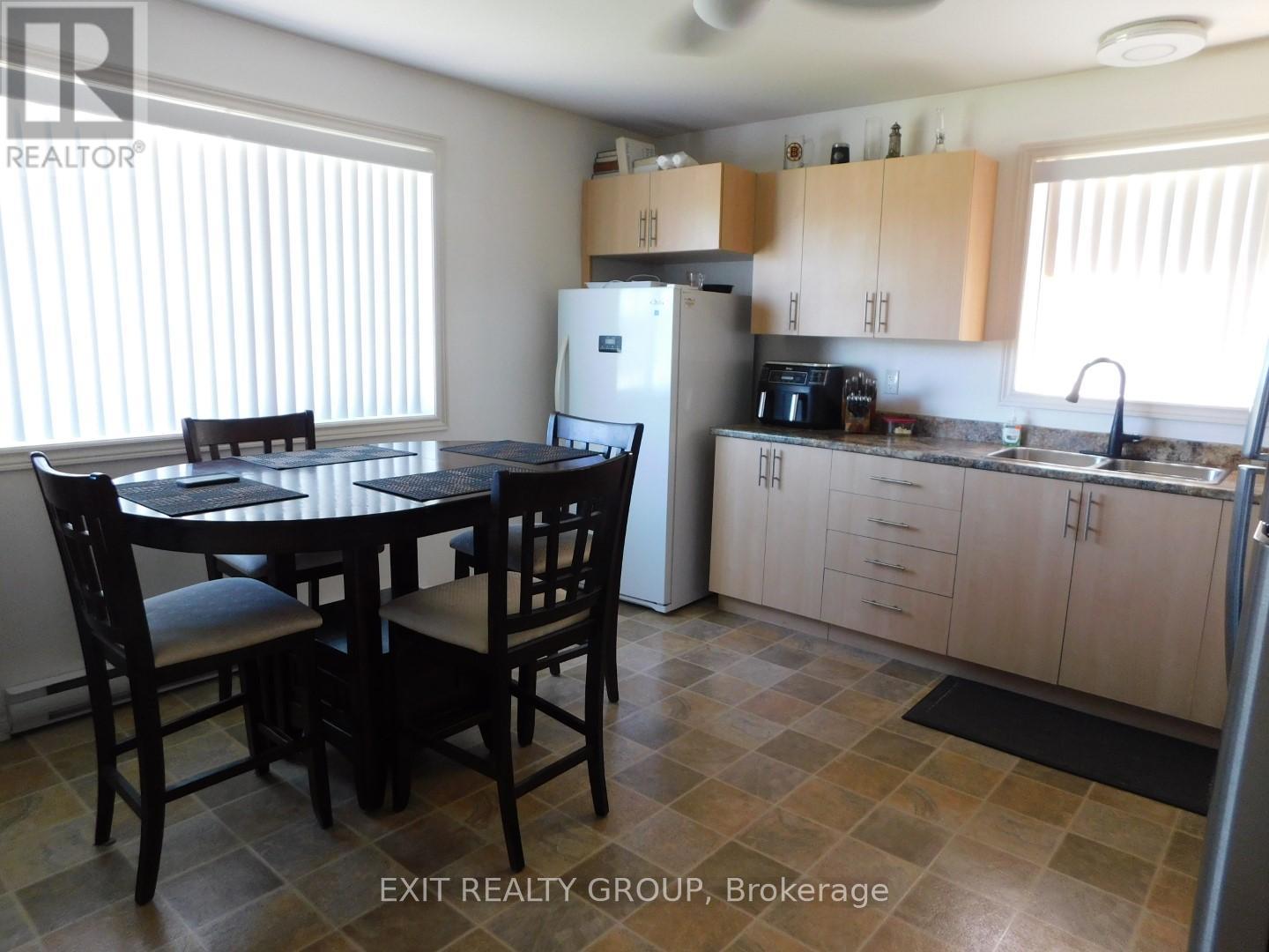 141 Stoco Road, Tweed, Ontario K0K 3J0 - Photo 4 - X12199246