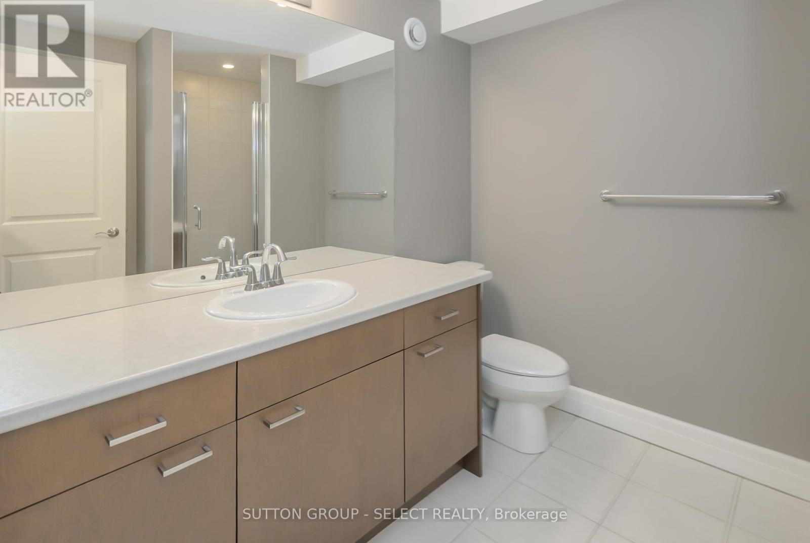 2112 Callingham Drive, London North, Ontario  N6G 0M2 - Photo 40 - X12199256