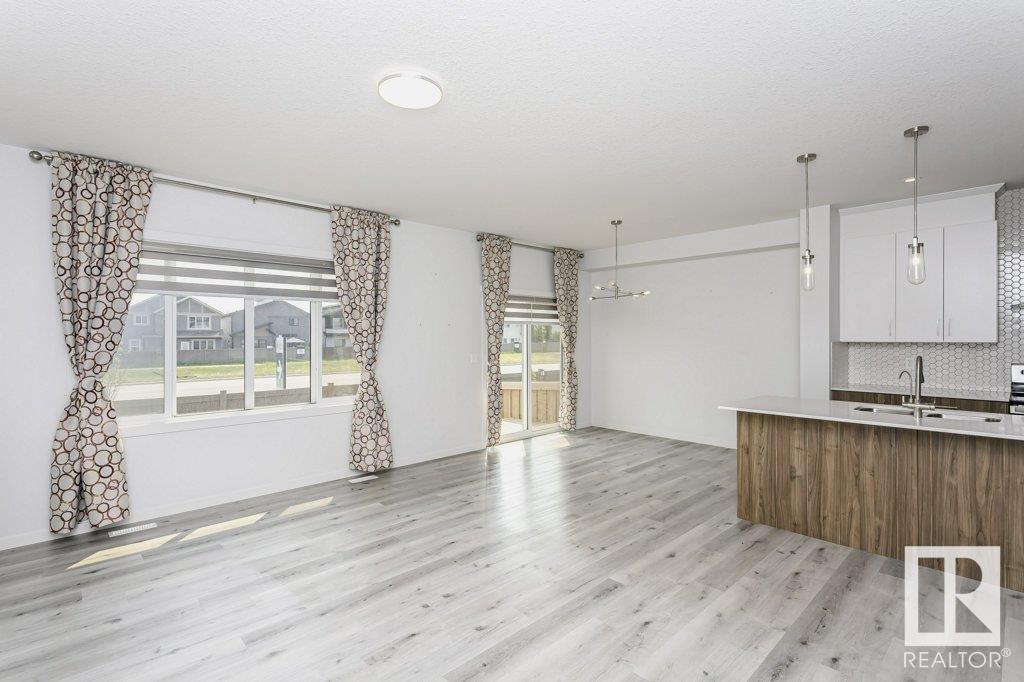 2627 200 St Nw Nw, Edmonton, Alberta  T6M 1K3 - Photo 5 - E4438181