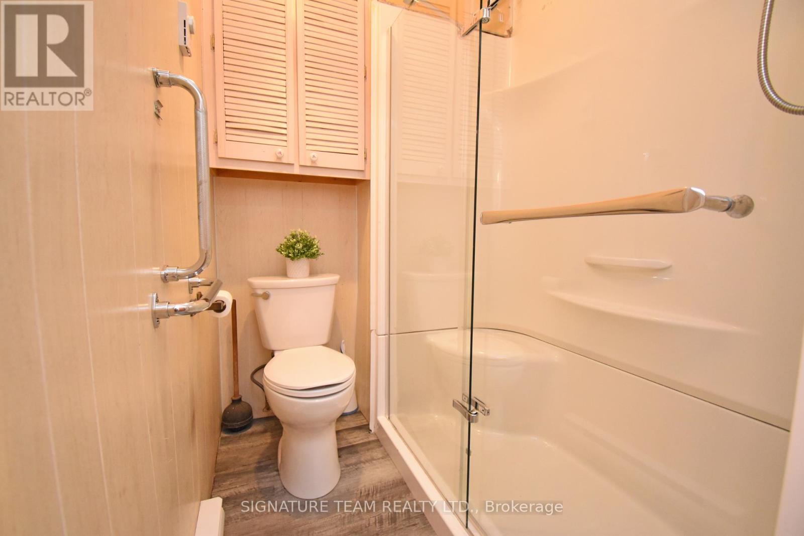 22 Elm Street, Killaloe, Ontario  K0J 2A0 - Photo 12 - X12199214
