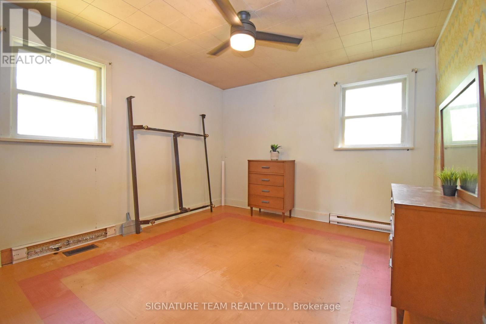 22 Elm Street, Killaloe, Ontario  K0J 2A0 - Photo 15 - X12199214