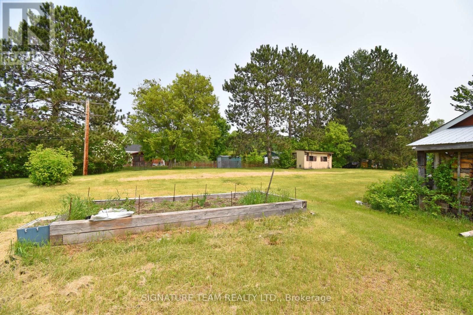 22 Elm Street, Killaloe, Ontario  K0J 2A0 - Photo 2 - X12199214