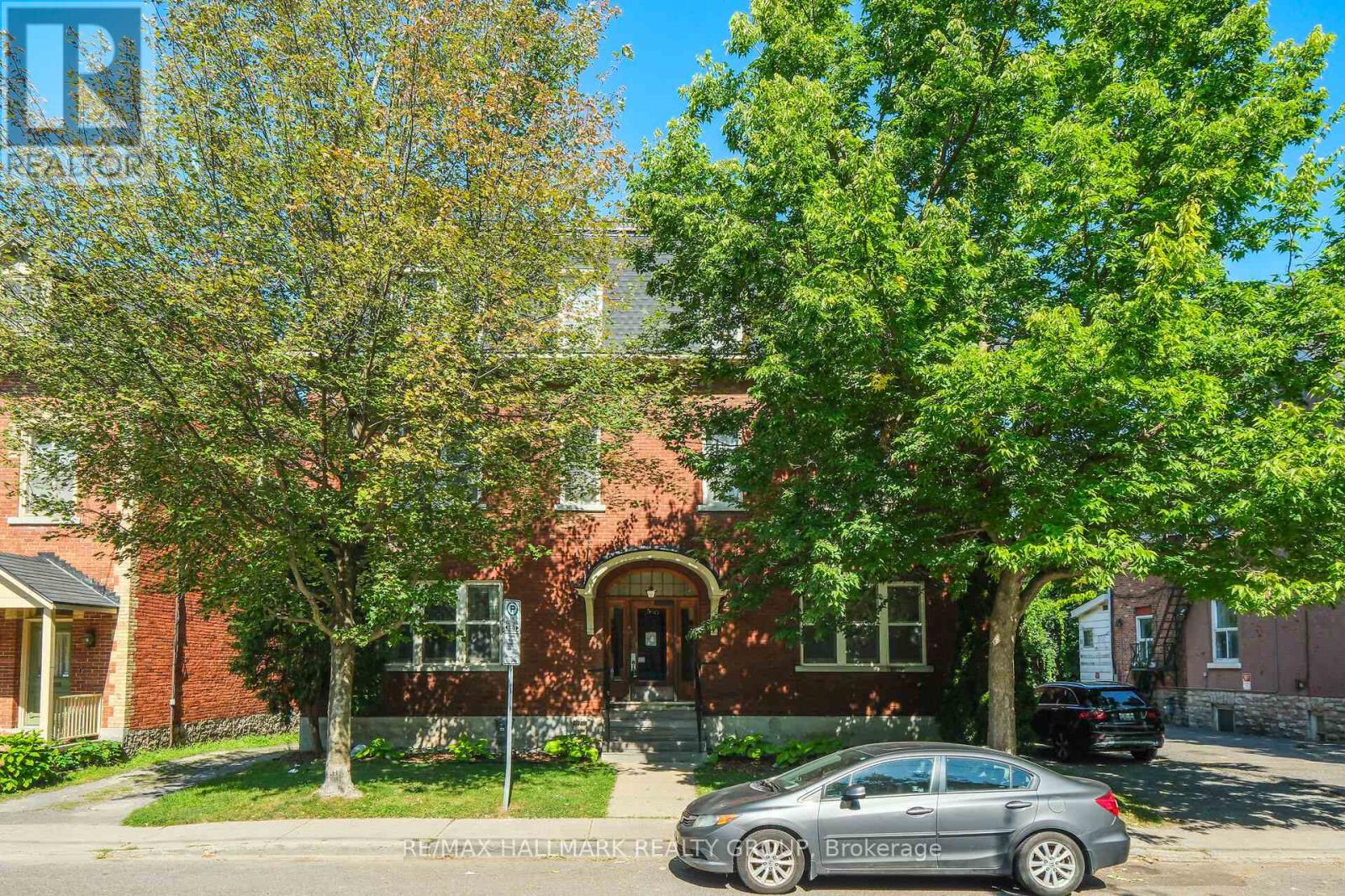 209 DALY AVENUE, Ottawa, Ontario