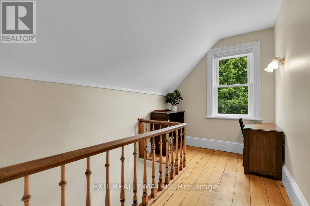 7735 Snake Island Road, Ottawa, Ontario  K0A 2P0 - Photo 19 - X12199255