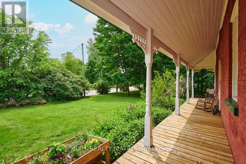 7735 Snake Island Road, Ottawa, Ontario  K0A 2P0 - Photo 4 - X12199255