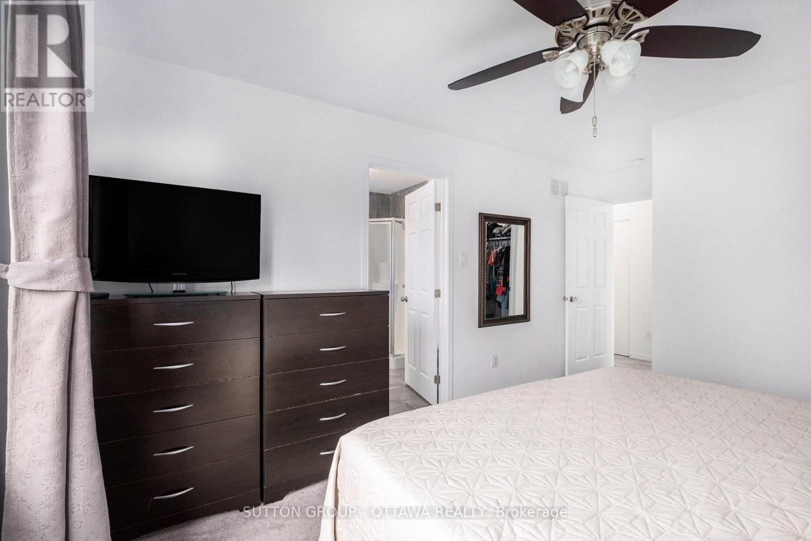 100 Camden Private, Ottawa, Ontario  K2J 6H9 - Photo 12 - X12199284