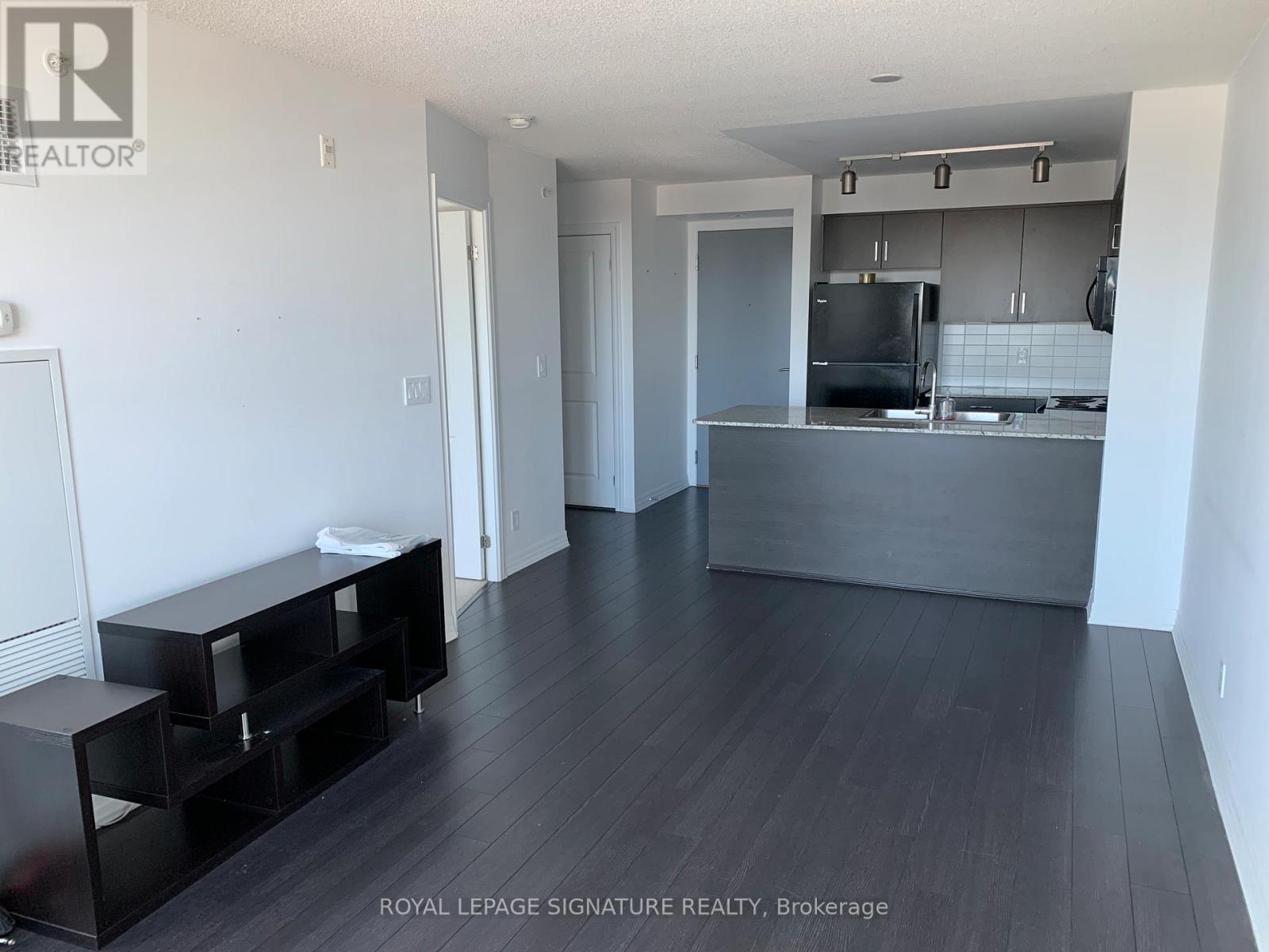 417 - 80 Esther Lorrie Drive, Toronto, Ontario  M9W 0C6 - Photo 7 - W12198704