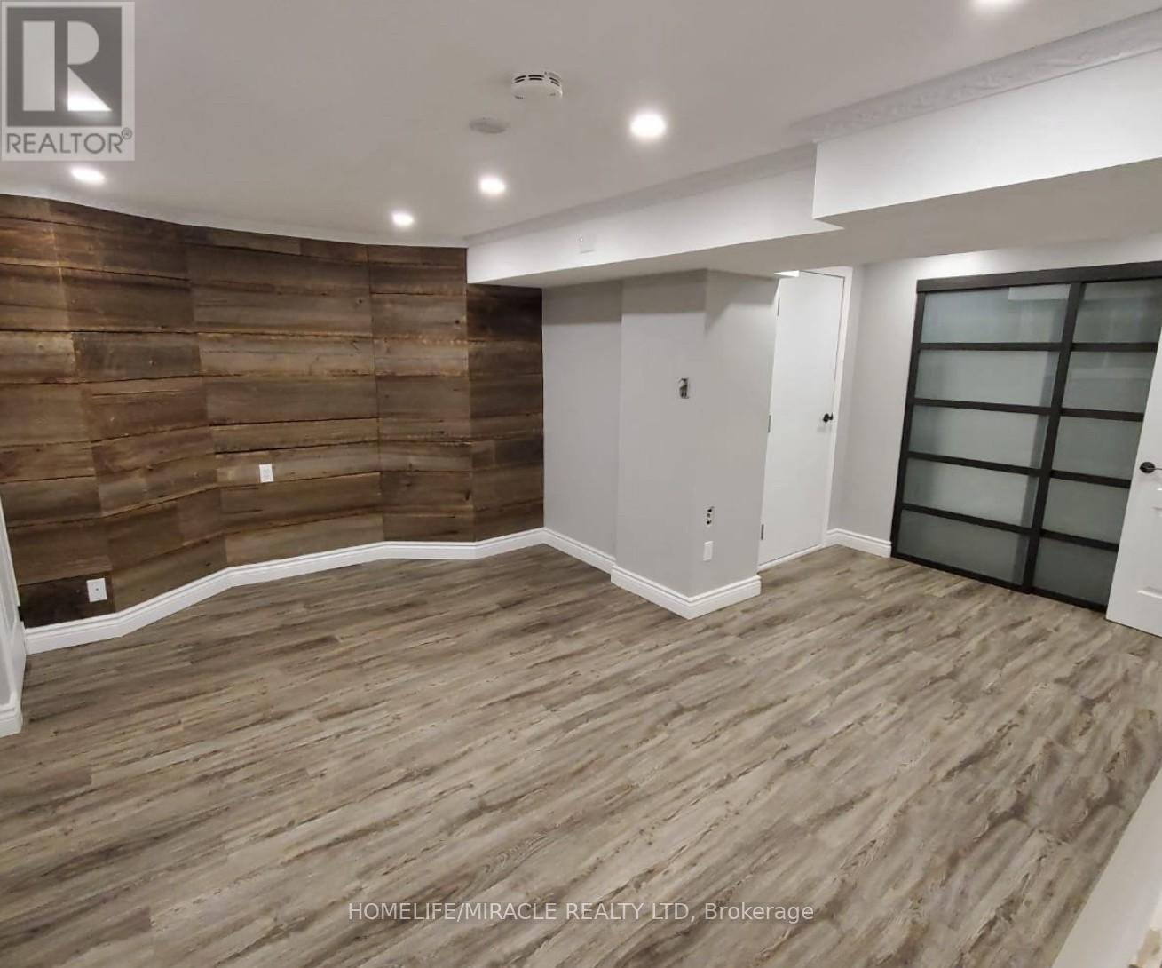 21 Worth Avenue, Brampton, Ontario  L6X 3V9 - Photo 8 - W12198778