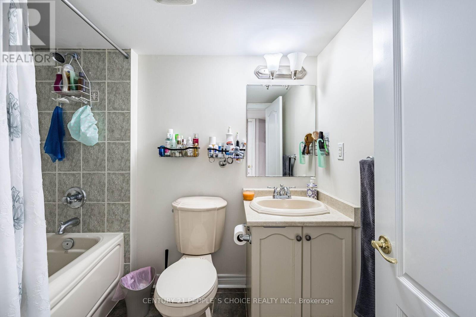 12 Vintonridge Drive, Brampton, Ontario  L6P 2T6 - Photo 42 - W12198783