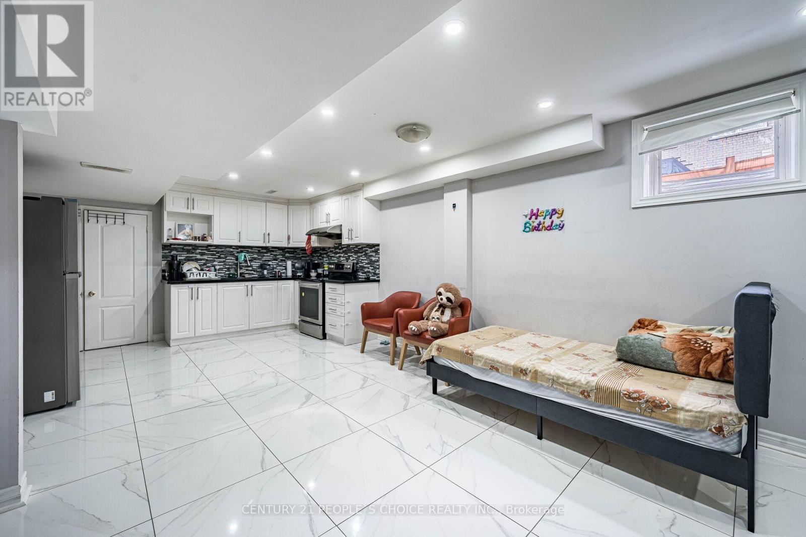 12 Vintonridge Drive, Brampton, Ontario  L6P 2T6 - Photo 43 - W12198783