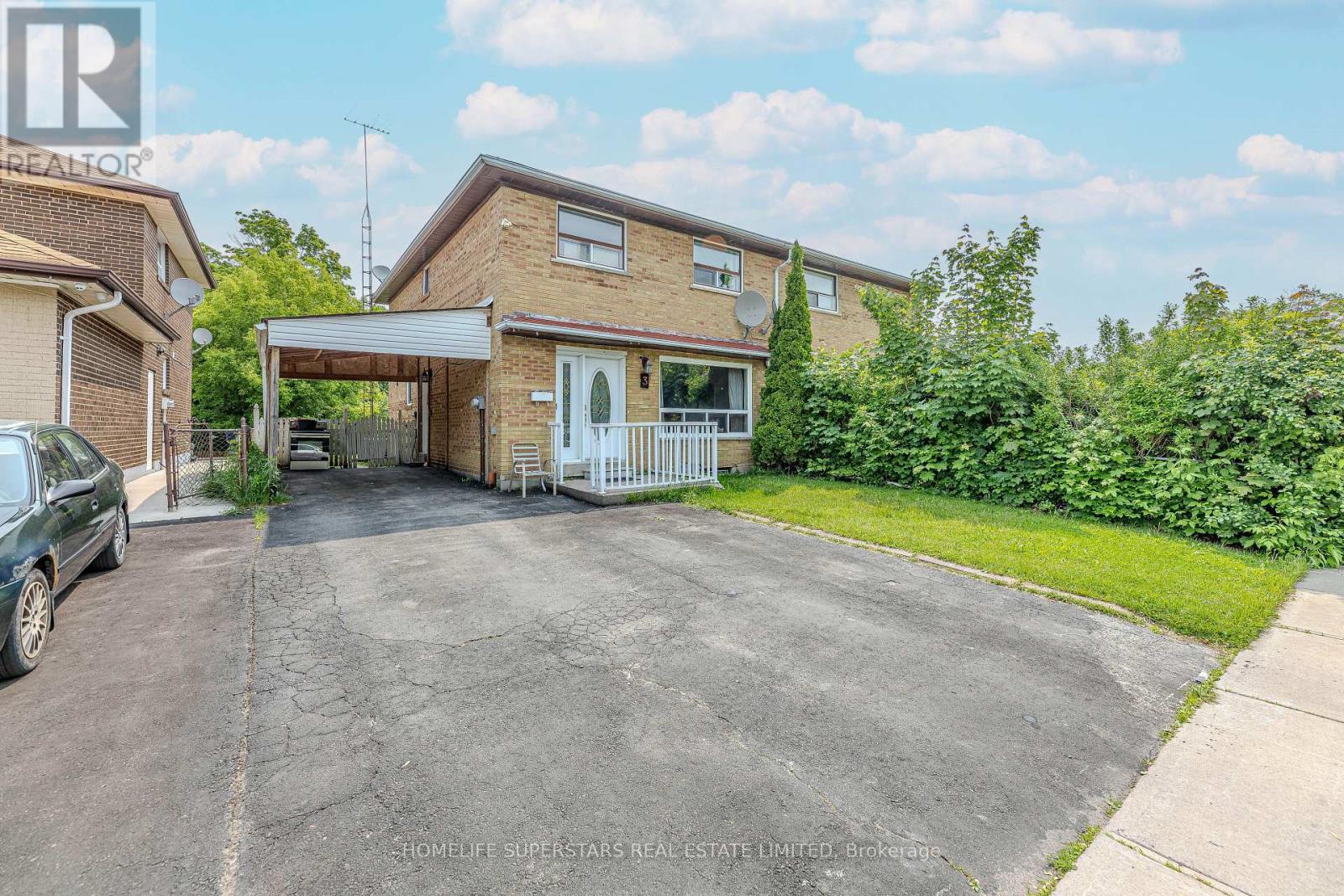 3 LIGHTWOOD DRIVE, Toronto, Ontario