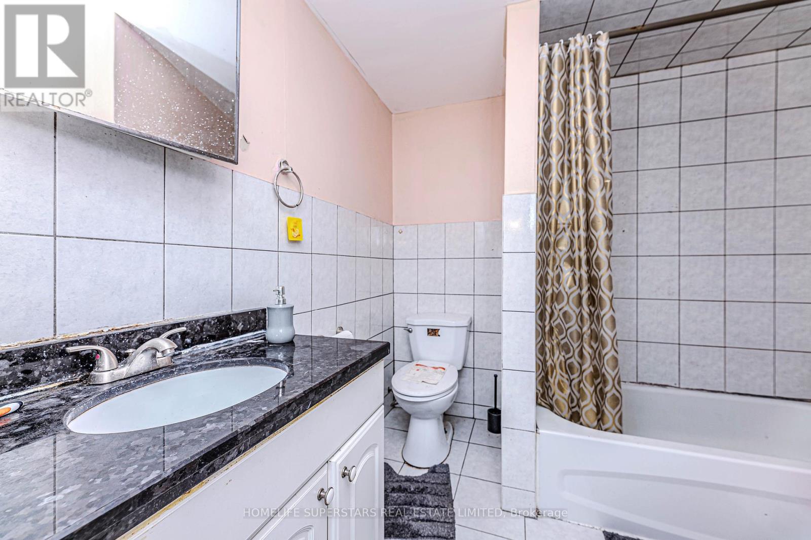 3 Lightwood Drive, Toronto, Ontario  M9V 2Z1 - Photo 31 - W12198785