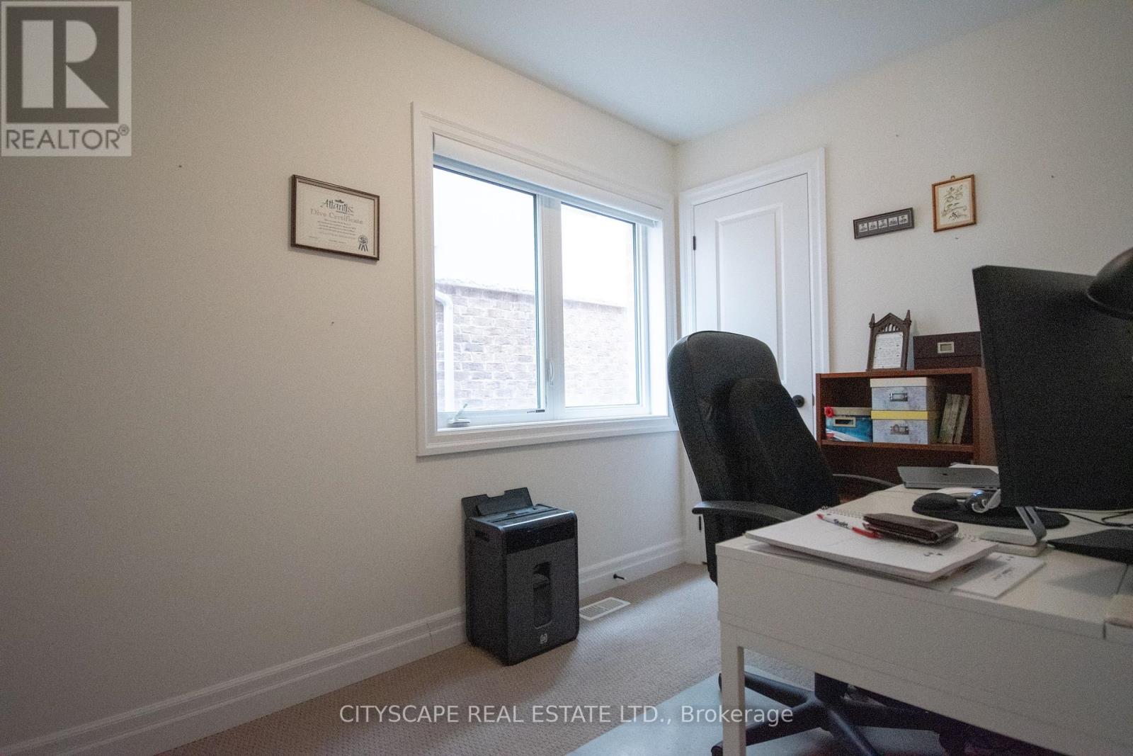 3961 Koenig Road, Burlington, Ontario  L7M 0Z7 - Photo 29 - W12198792