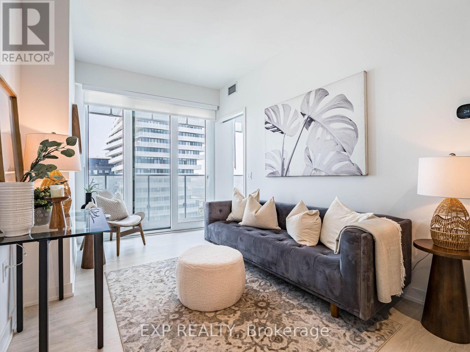 4701 - 3883 Quartz Road, Mississauga, Ontario  L5B 0M4 - Photo 11 - W12198824