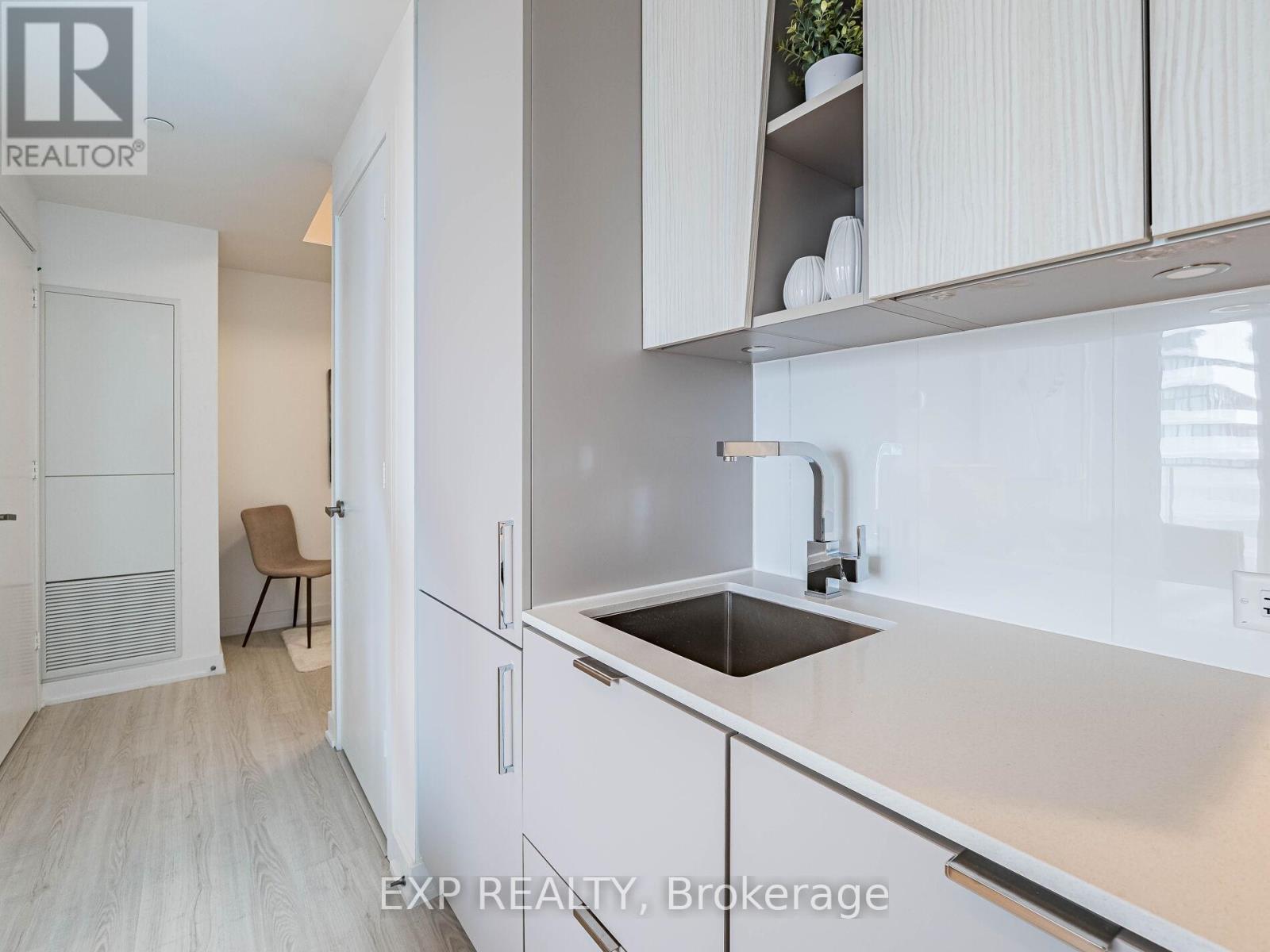 4701 - 3883 Quartz Road, Mississauga, Ontario  L5B 0M4 - Photo 17 - W12198824