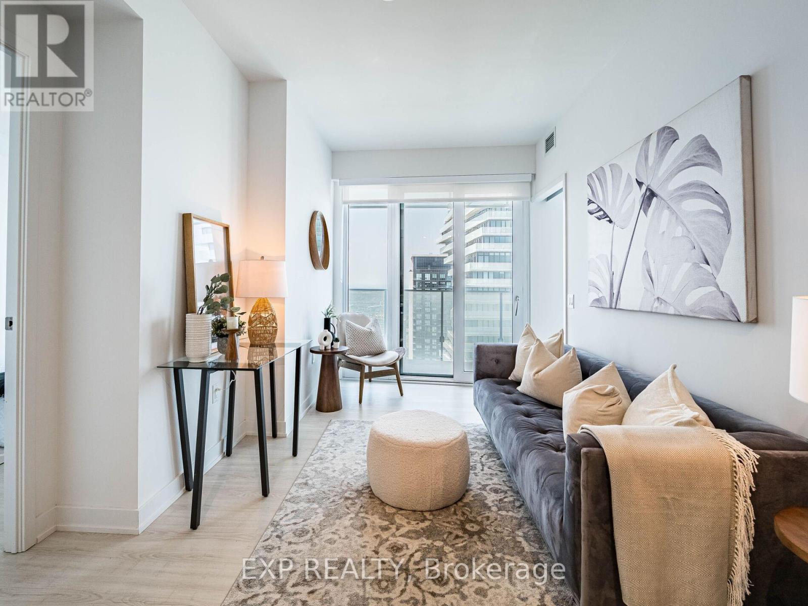 4701 - 3883 Quartz Road, Mississauga, Ontario  L5B 0M4 - Photo 8 - W12198824