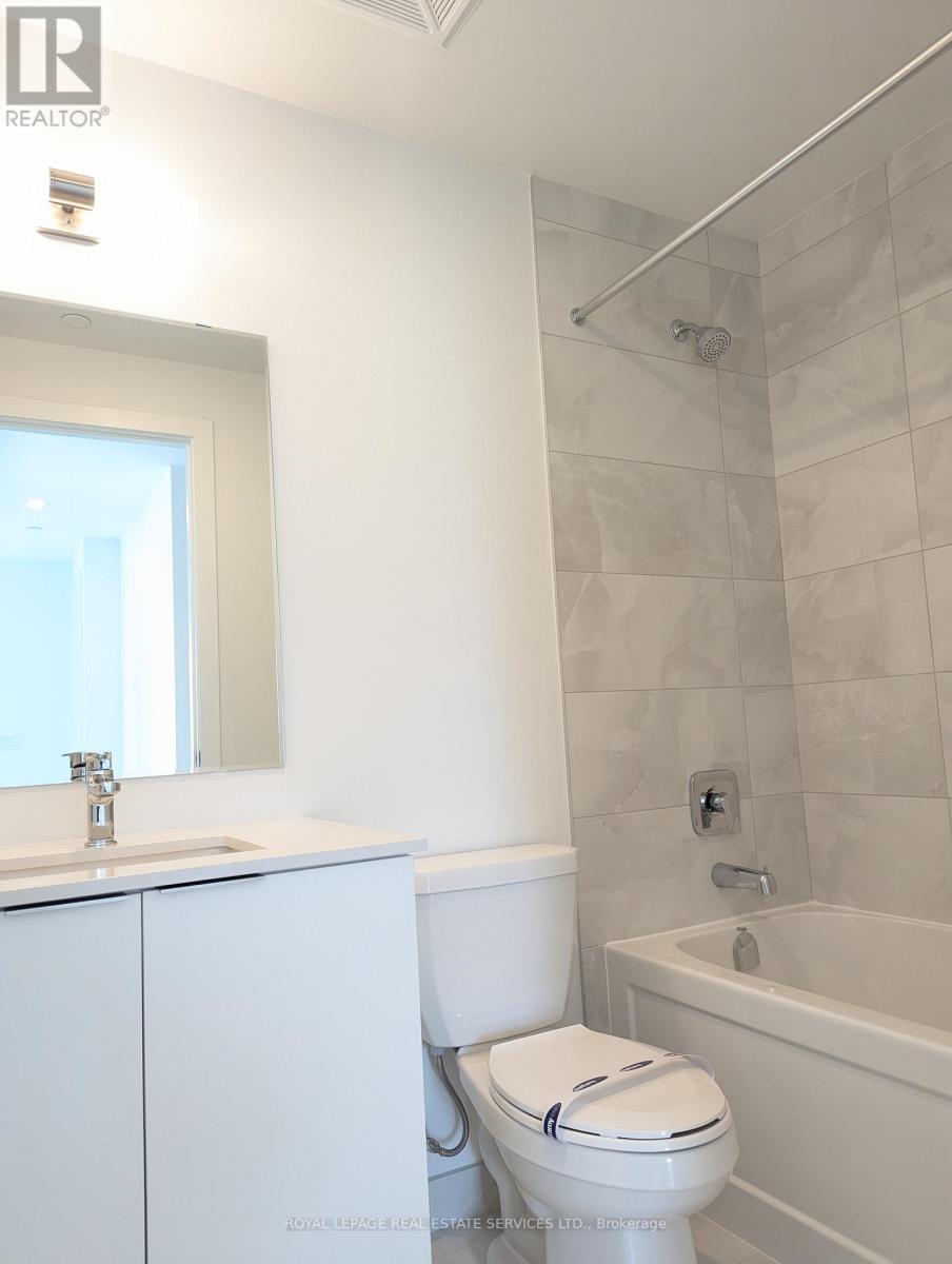 211 - 760 Whitlock Avenue, Milton (Cb Cobban), Ontario  L9E 2B3 - Photo 19 - W12198836
