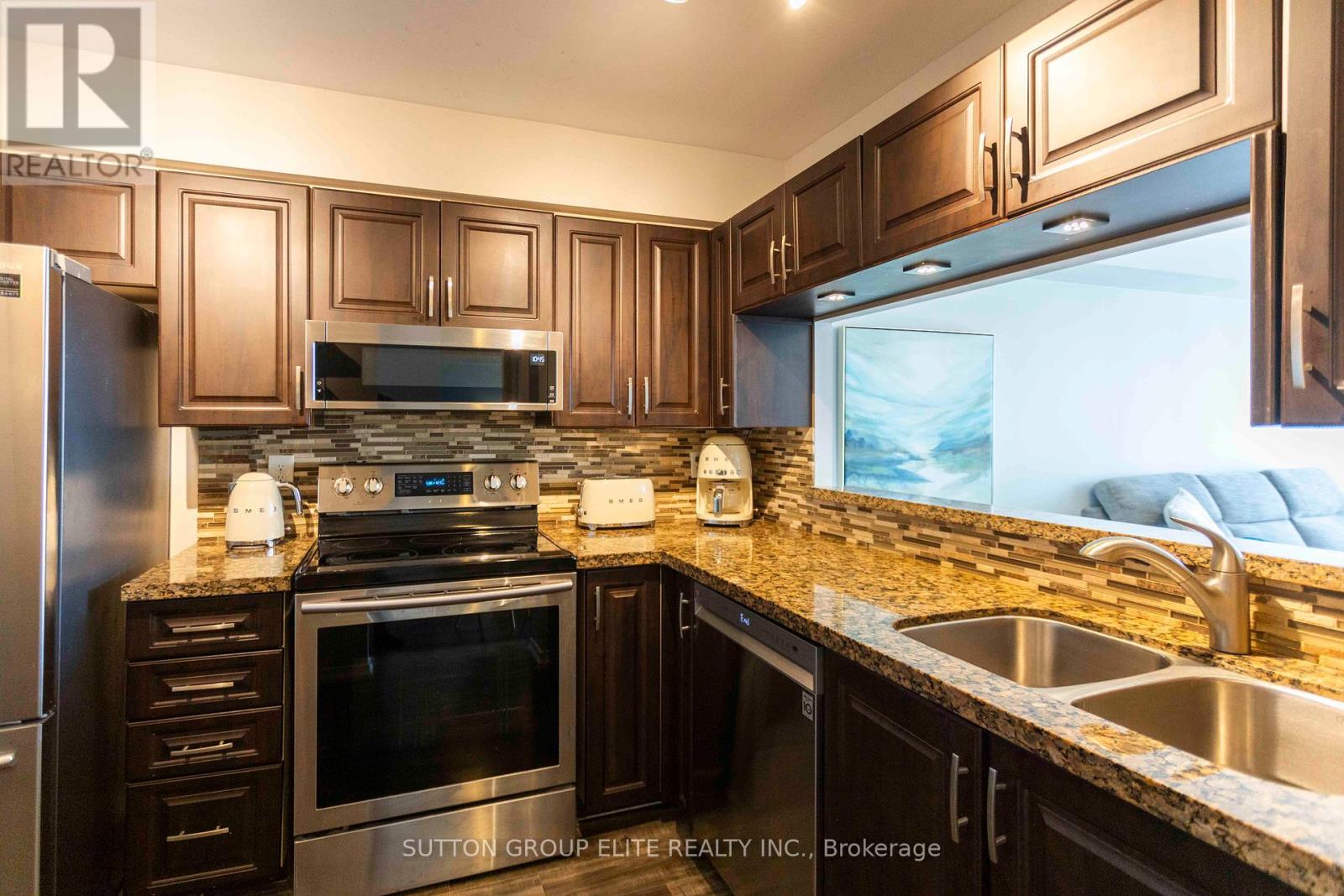 1206 - 330 Rathburn Road W, Mississauga (Creditview), Ontario  L5B 3Y1 - Photo 14 - W12198876