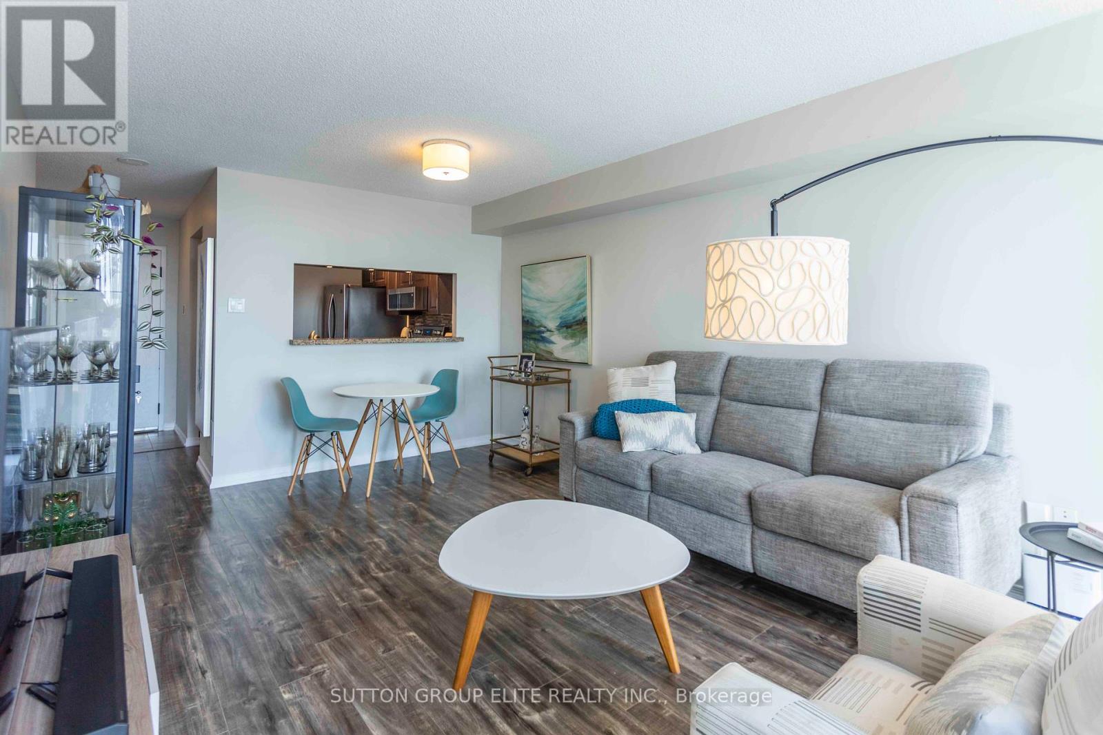 1206 - 330 Rathburn Road W, Mississauga (Creditview), Ontario  L5B 3Y1 - Photo 16 - W12198876