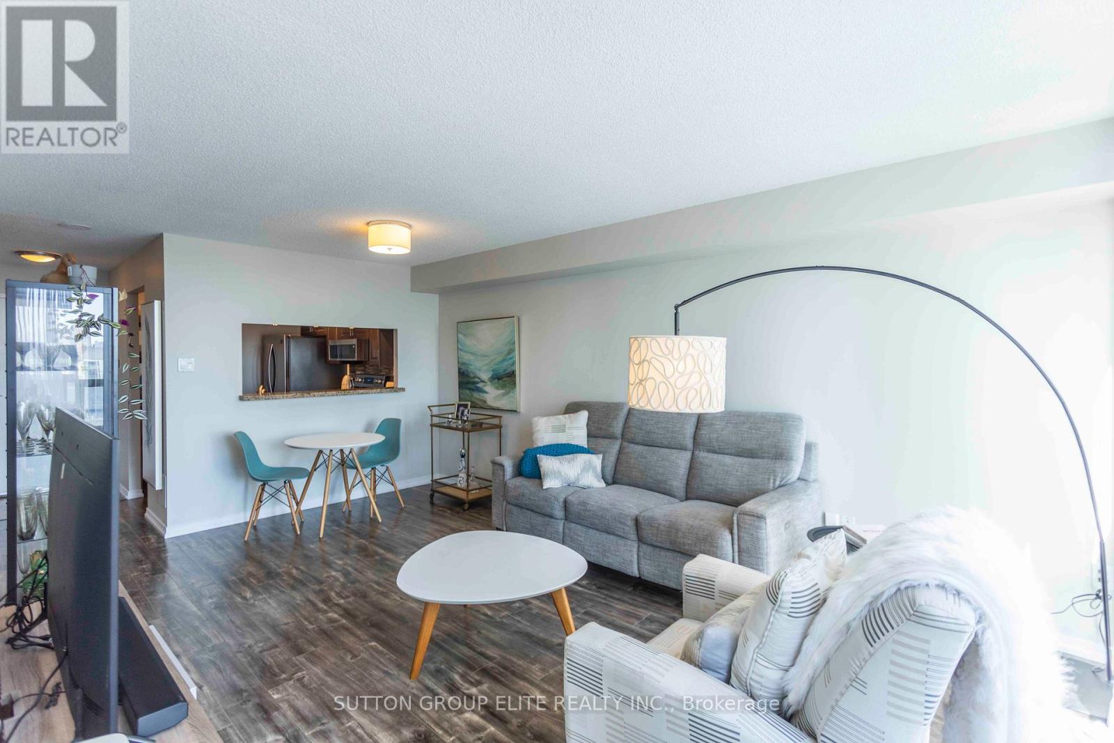 1206 - 330 Rathburn Road W, Mississauga (Creditview), Ontario  L5B 3Y1 - Photo 18 - W12198876