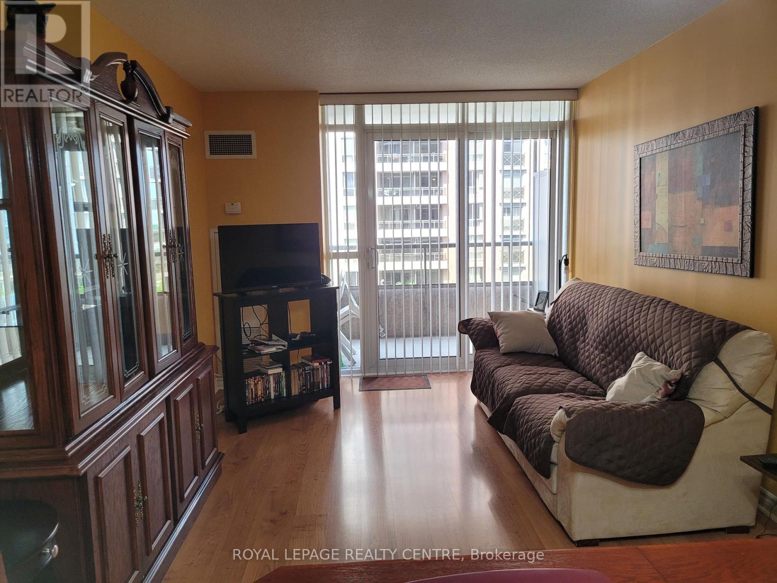 722 - 5233 Dundas Street W, Toronto, Ontario  M9B 6M1 - Photo 10 - W12198890