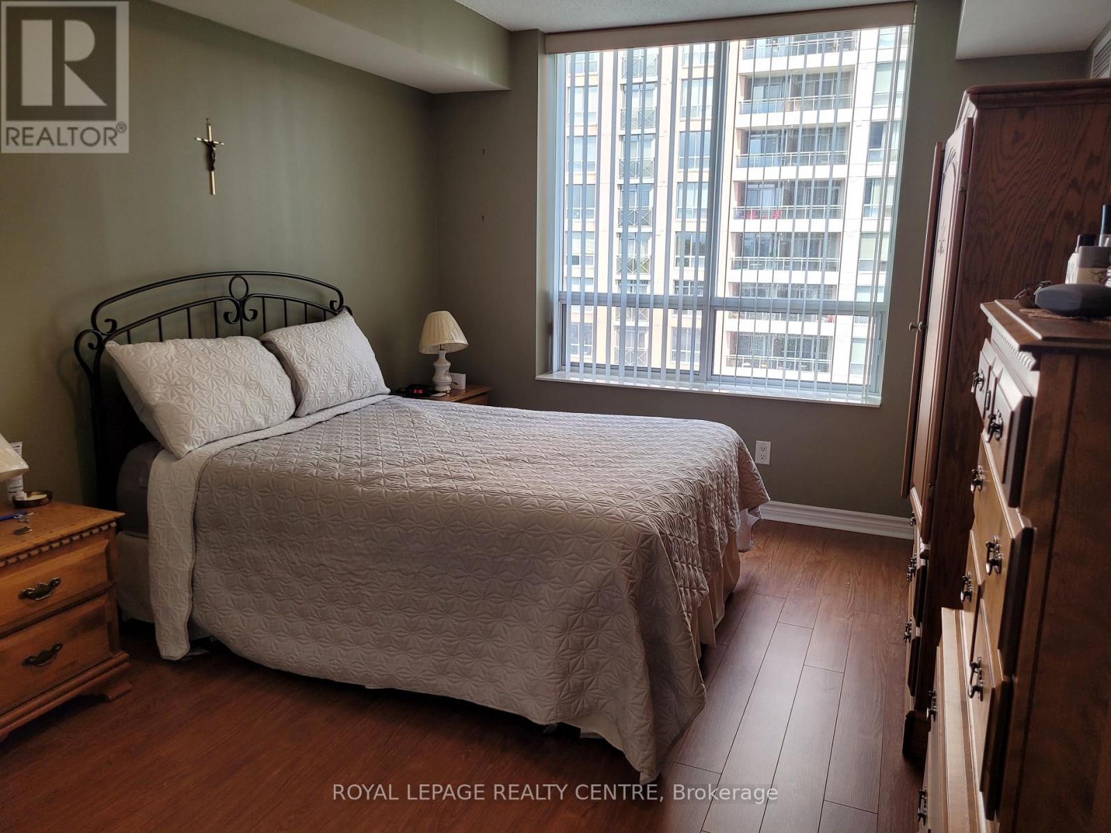 722 - 5233 Dundas Street W, Toronto, Ontario  M9B 6M1 - Photo 11 - W12198890